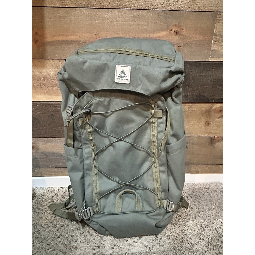 Salkan The‎ Carry-On 35L Green Gorpcore Hiking Backpack EUC